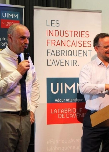Industrie : comment « le 64 tire son épingle du jeu »   Industrie : comment « le 64 tire son épingle du jeu » Didier Lacassage (à gauche), ici aux côtés du conseiller économique Frédéric Gonand, qui a tenu une conférence, se félicite de voir que “le terri